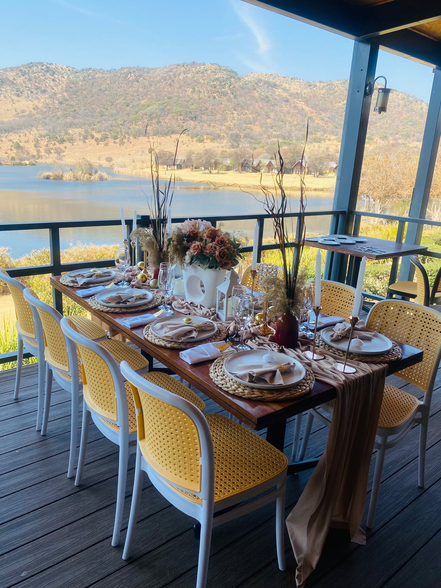 Luxury table setup for intimate event