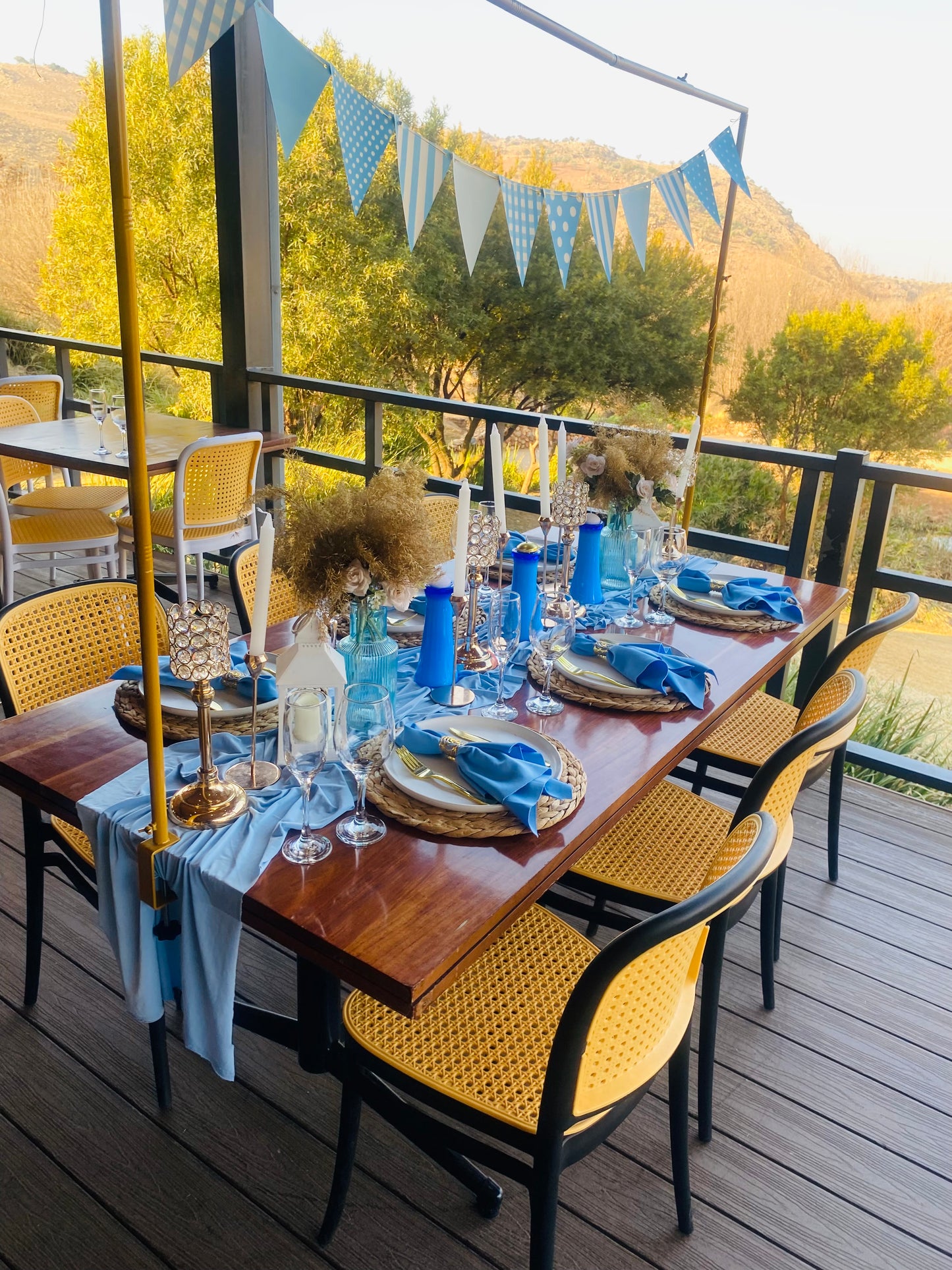 Blue table setup for an intimate birthday lunch 